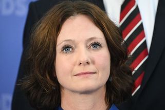 Senátorka z ODS kritizuje Fialu: Vše dobré hodil do koše, ODS prohraje. Topka nás táhne do bahna